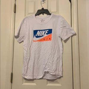 Nike tee